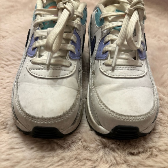 Size 10 toddler nike sneakers - Picture 4 of 4